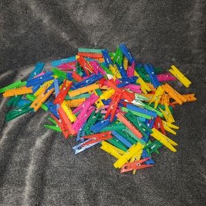 ❤️‍🩹 New plastic clothespins